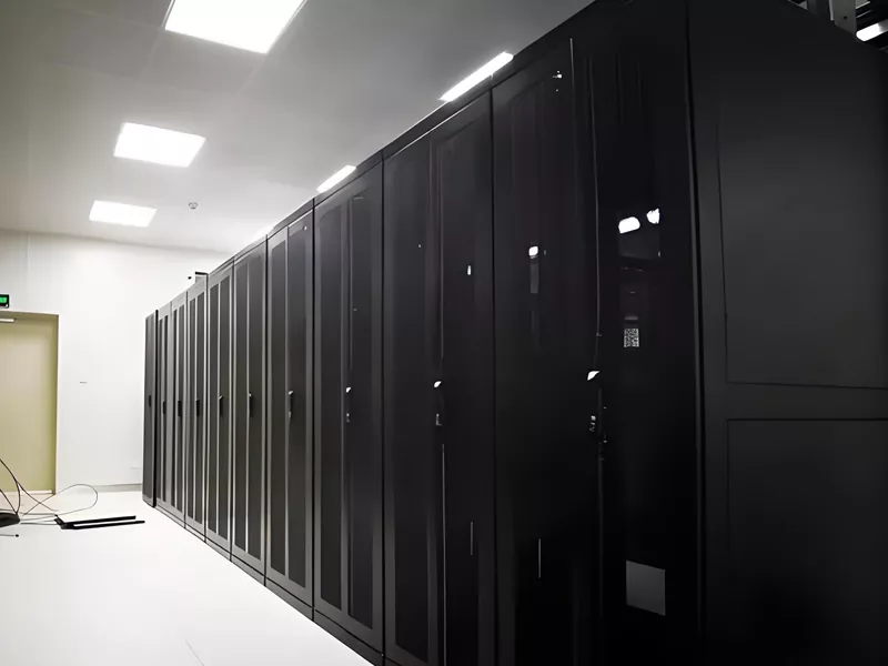 Armadio per corridoi freddi del data center
